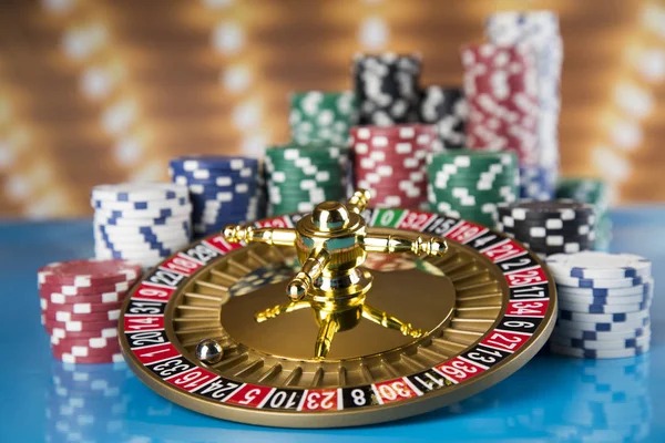 dubaytoto Infinite Blackjack live dealer studio with multiple player positions and HD video stream